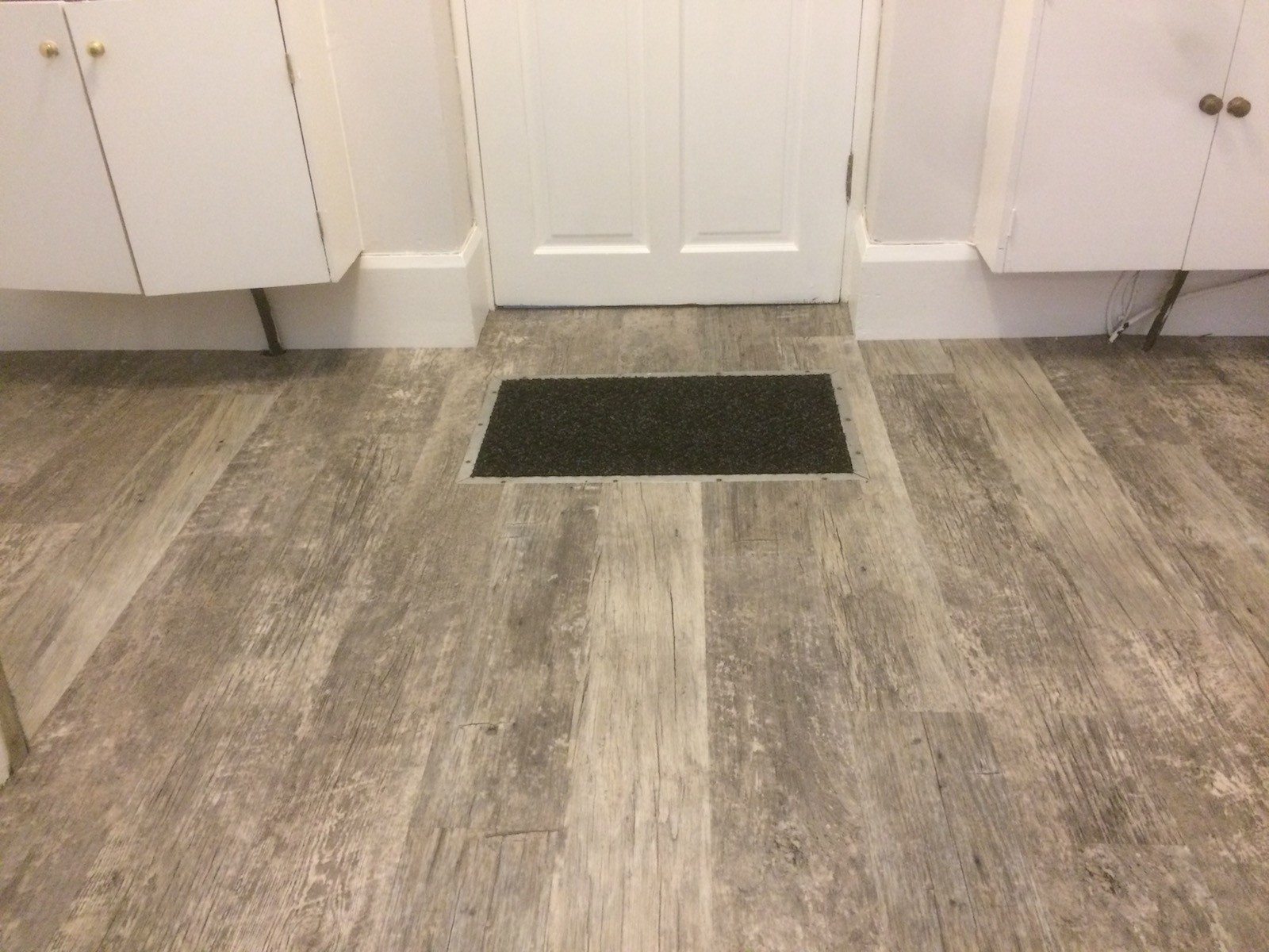 Commercial Luxury Vinyl Tiles