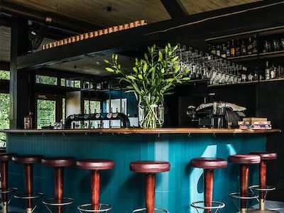 A Guide to the Best Flooring for Pubs and Bars