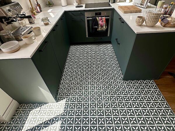 Harvey Maria LVT